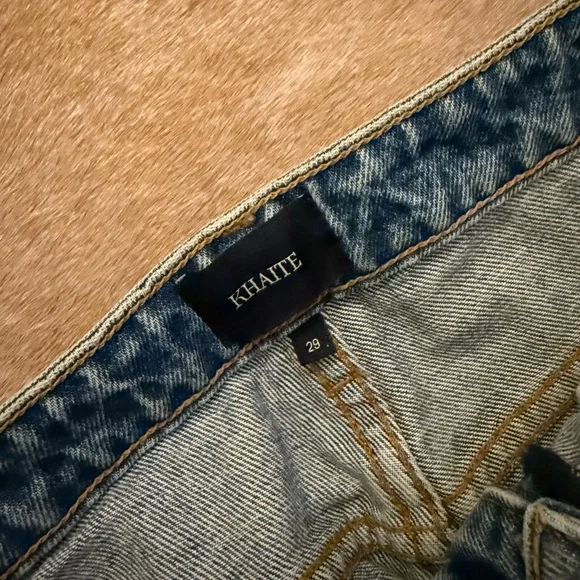 Khaite Layla Cropped Flare Jeans in Blue - Picture 4 of 5